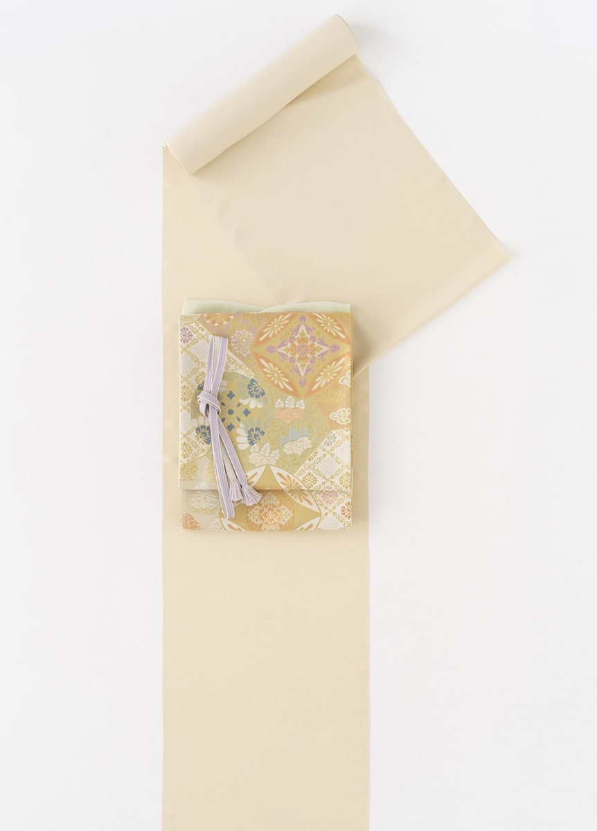 正絹色無地　支子色-くちなしいろ-（お取り寄せ品）