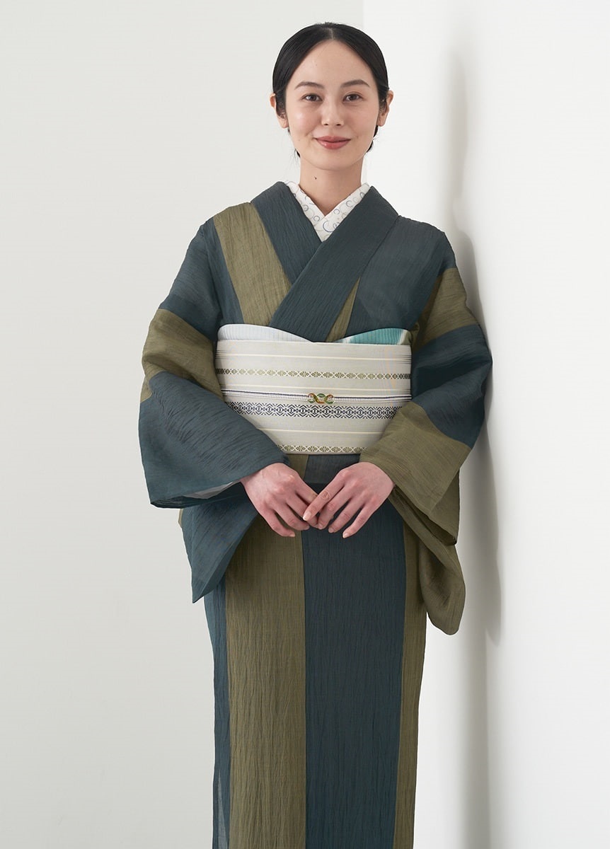 新品 麻 高島屋謹製 夏着物 仕付け糸付“夏に咲く万寿菊”小千谷縮 5952 新品 麻 高島屋謹製 夏着物 仕付け糸付“夏に咲く万寿菊”小千谷縮