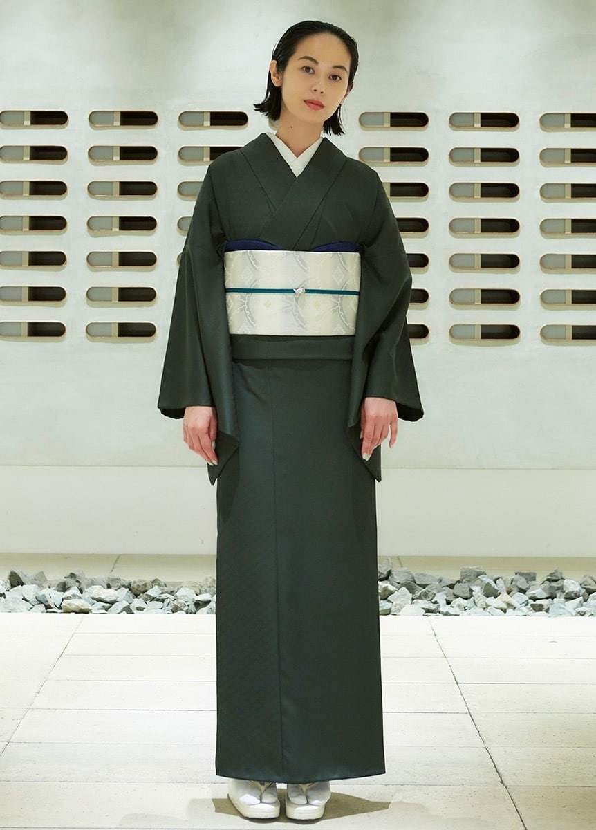 やまと可憐　色無地　深緑色（ご予約受注品）