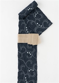 絞りゆかた　ミツボシ唐草