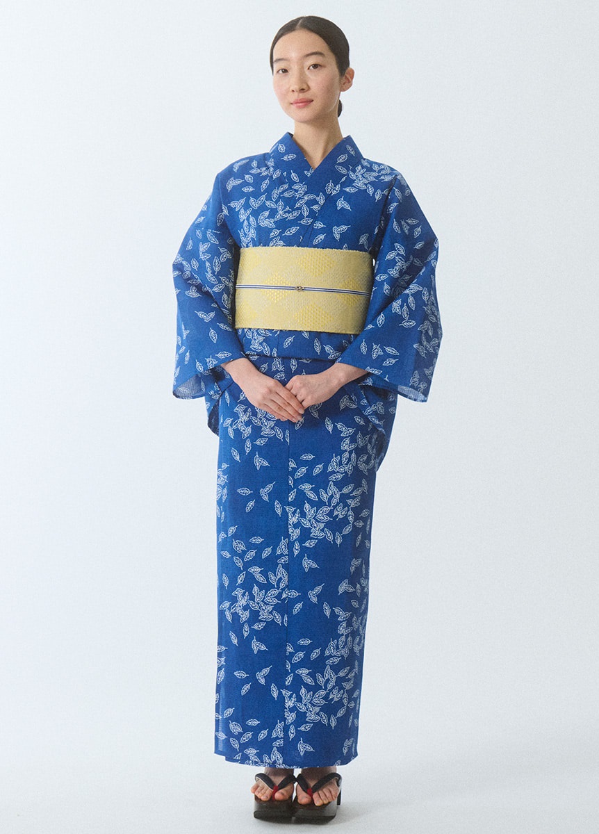 伊勢型文様 青葉舞う・瑠璃