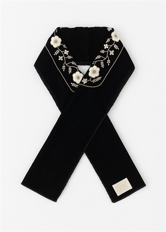 インド刺繍半衿　ベルベット　アンティークフラワー　黒