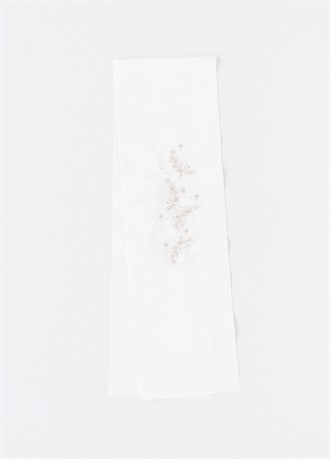 刺繍半衿　フェザー　ホワイト（ご予約受注品）