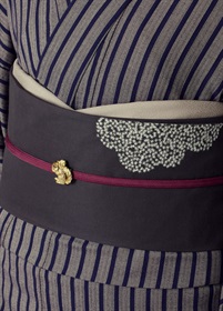 刺繍四寸帯　夜光雲　墨茶（ご予約受注品）