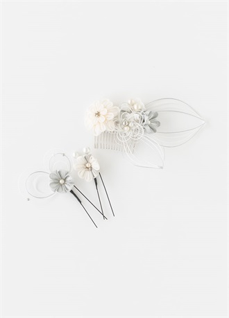 髪飾り　しあわせ水引つまみ　シルバー