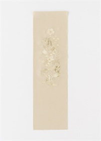 刺繍半衿　イチリンソウ　ベージュ（ご予約受注品）