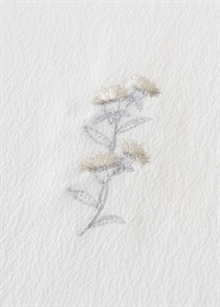 誕生花刺繡半衿　８月/アザミ