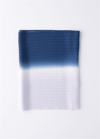 正絹帯揚げ　縞染め分け　青藍×淡藤