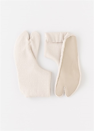 さざなみ足袋　ベージュ（ご予約受注品）