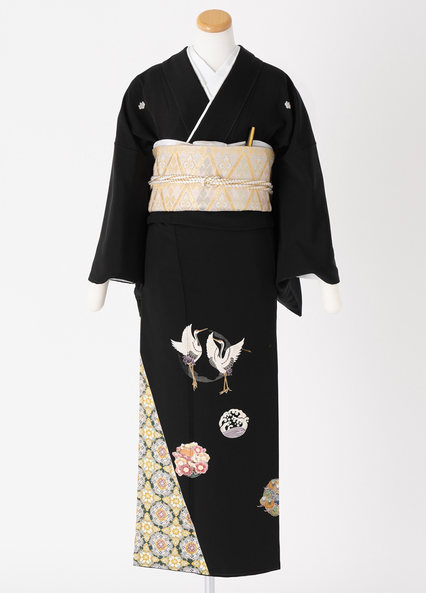 【～4月下旬 貸出不可】黒留袖一式レンタル　舞鶴に華紋　L