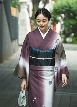 京友禅付下げ小紋　菊と桜散らし　紫紺（お取り寄せ品）