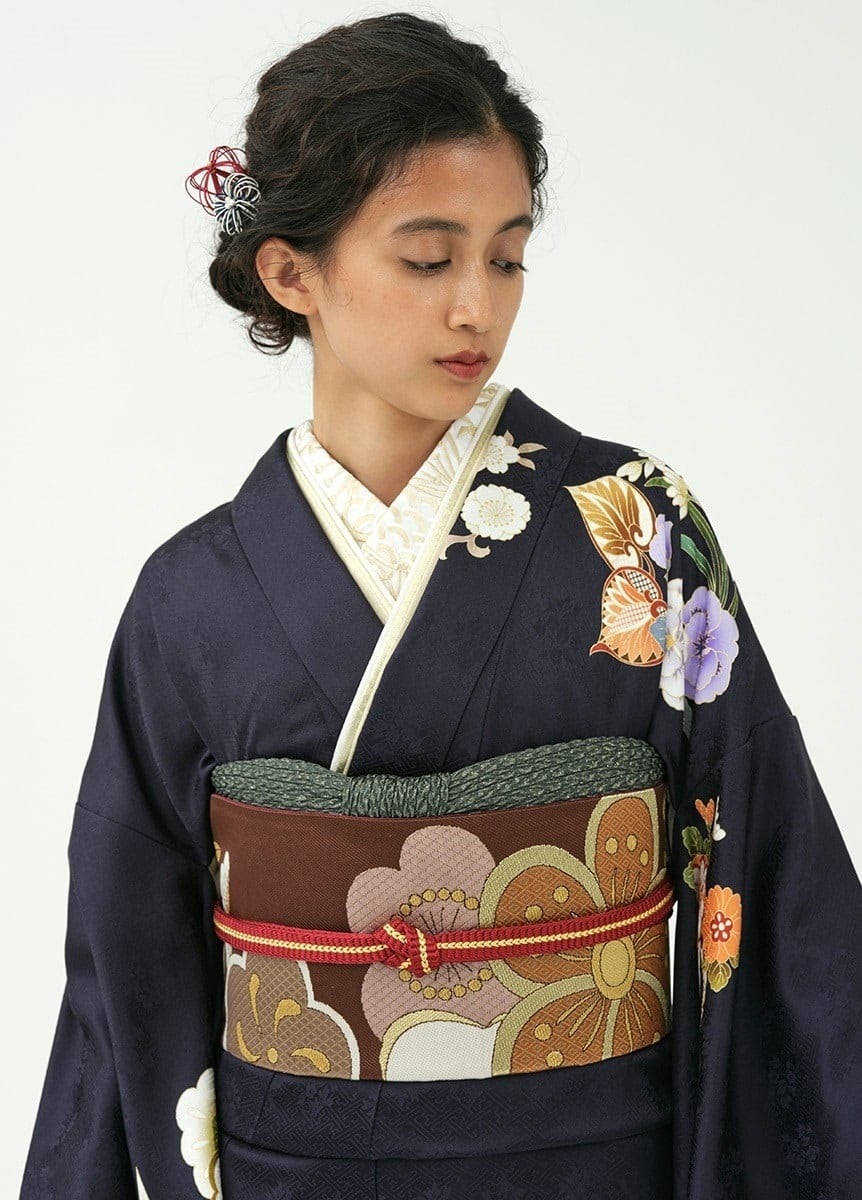刺繍半衿 梅 白金（お取り寄せ品） | 振袖 | やまとオンラインストア