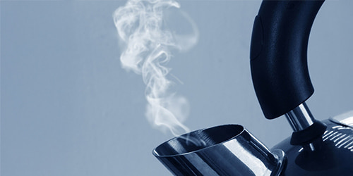 房部分に、蒸気をあてます