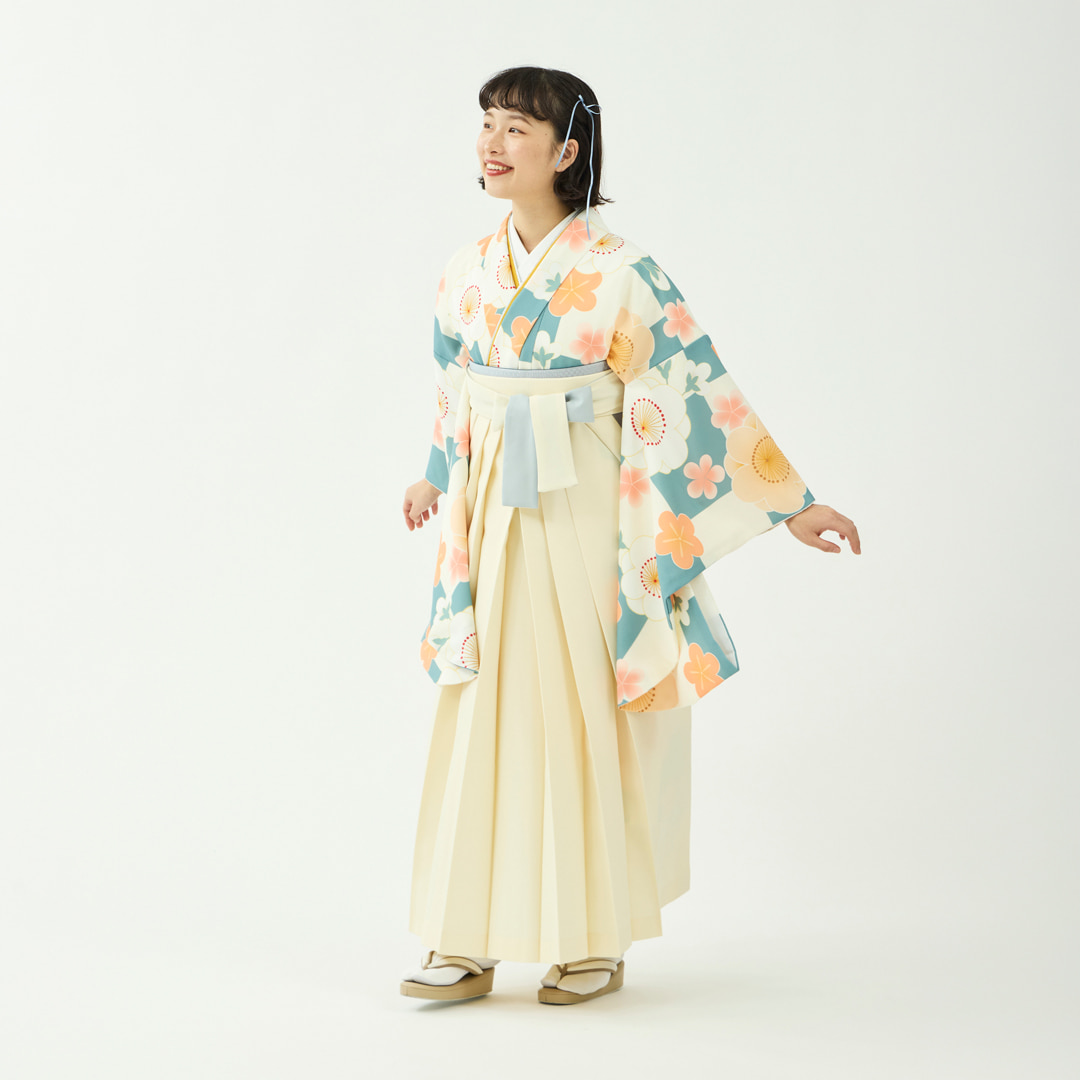 袴レンタルセット「花笑み」市松梅・灰緑＆無地袴・アイボリー