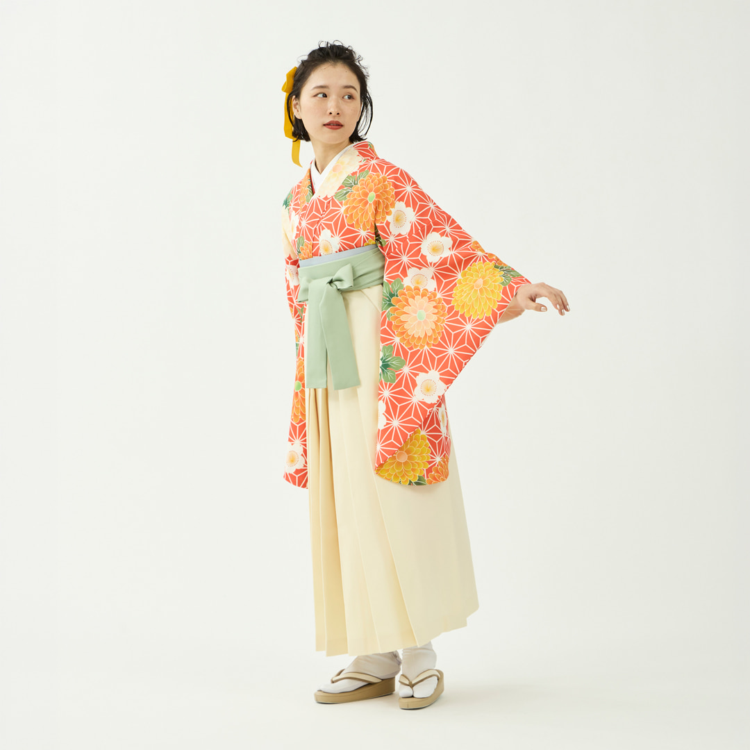 袴レンタルセット「花笑み」麻の葉菊・朱赤＆無地袴・アイボリー