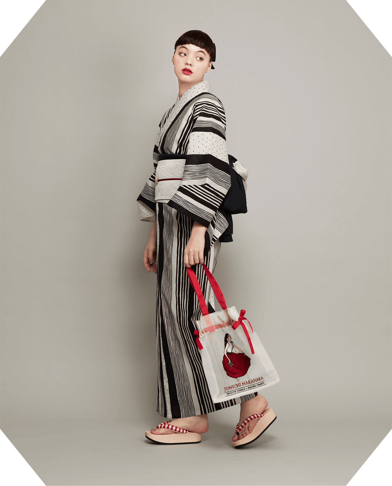 巾着バッグ 赤いスカート 03