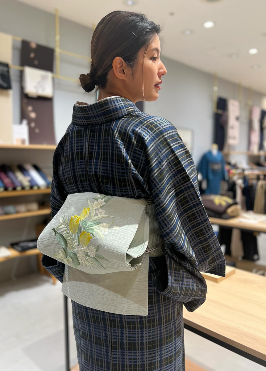 ウールきもの×刺繍帯 11803